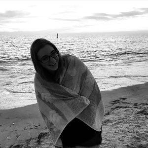 Meet your Posher, Rebecca